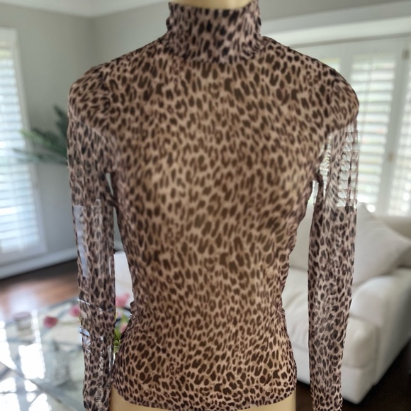 Sheer leopard mock neck top - Picture 1 of 3